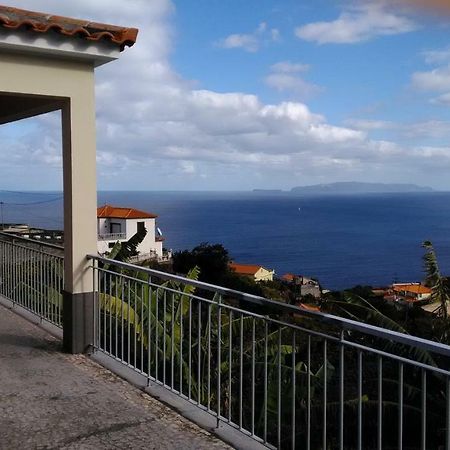 Vista Atlantico Com Carro E Bicicleta Gratis Villa Gaula Bagian luar foto