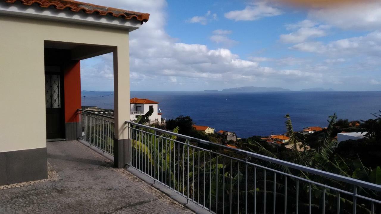 Vista Atlantico Com Carro E Bicicleta Gratis Villa Gaula Bagian luar foto